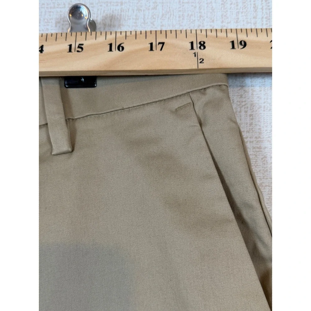 NWT Banana Republic Mens 38 Khaki Stretch Chino Shorts Quick Dry Preppy Classic‎